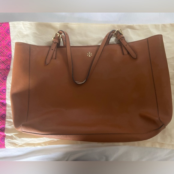 Tory Burch Tote and dust bag - Picture 1 of 6